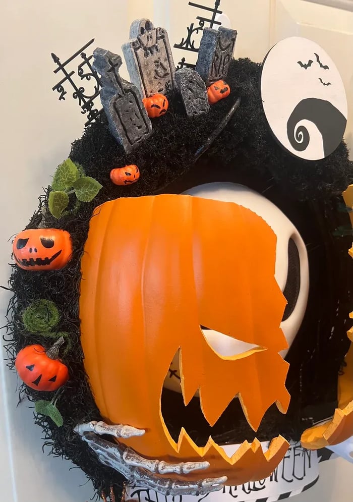 💀Nightmare Pumpkin Wreath - Halloween Door Decor🎃